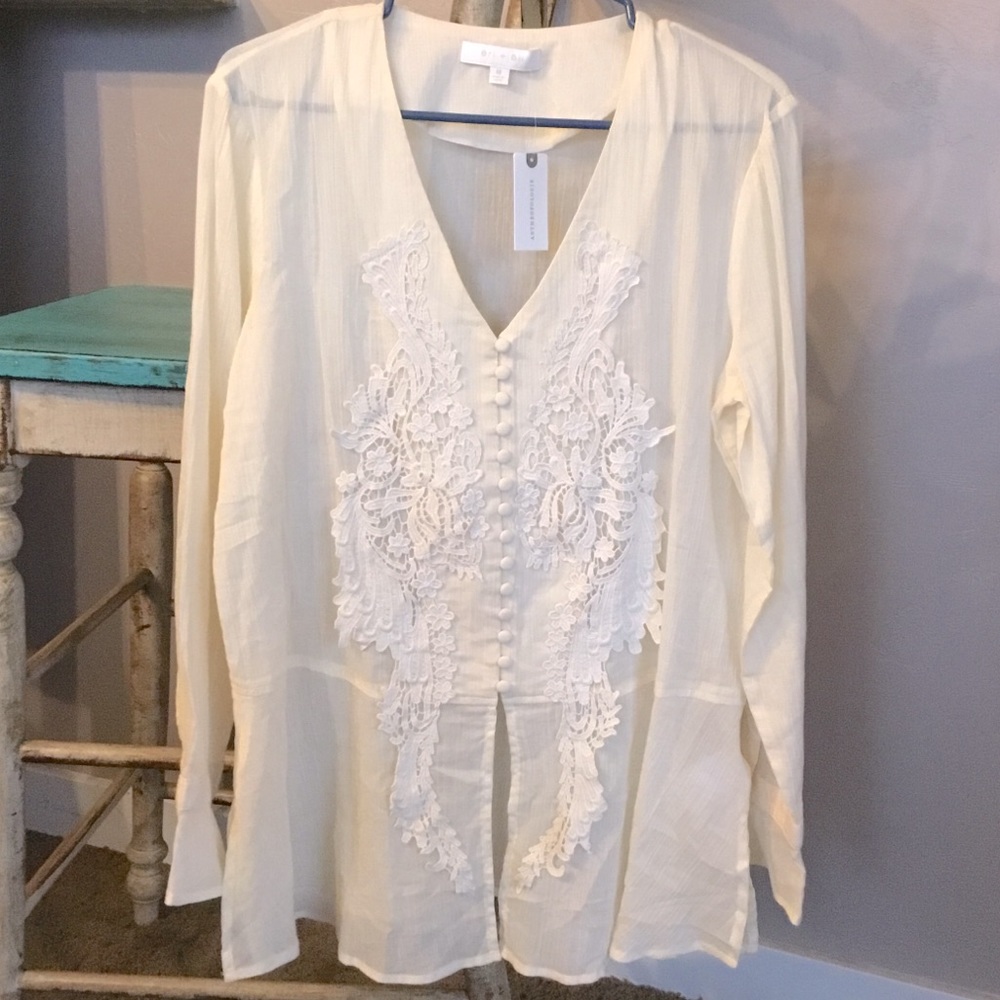 NWOT  eri + ali Anthropologie long sleeve ivory